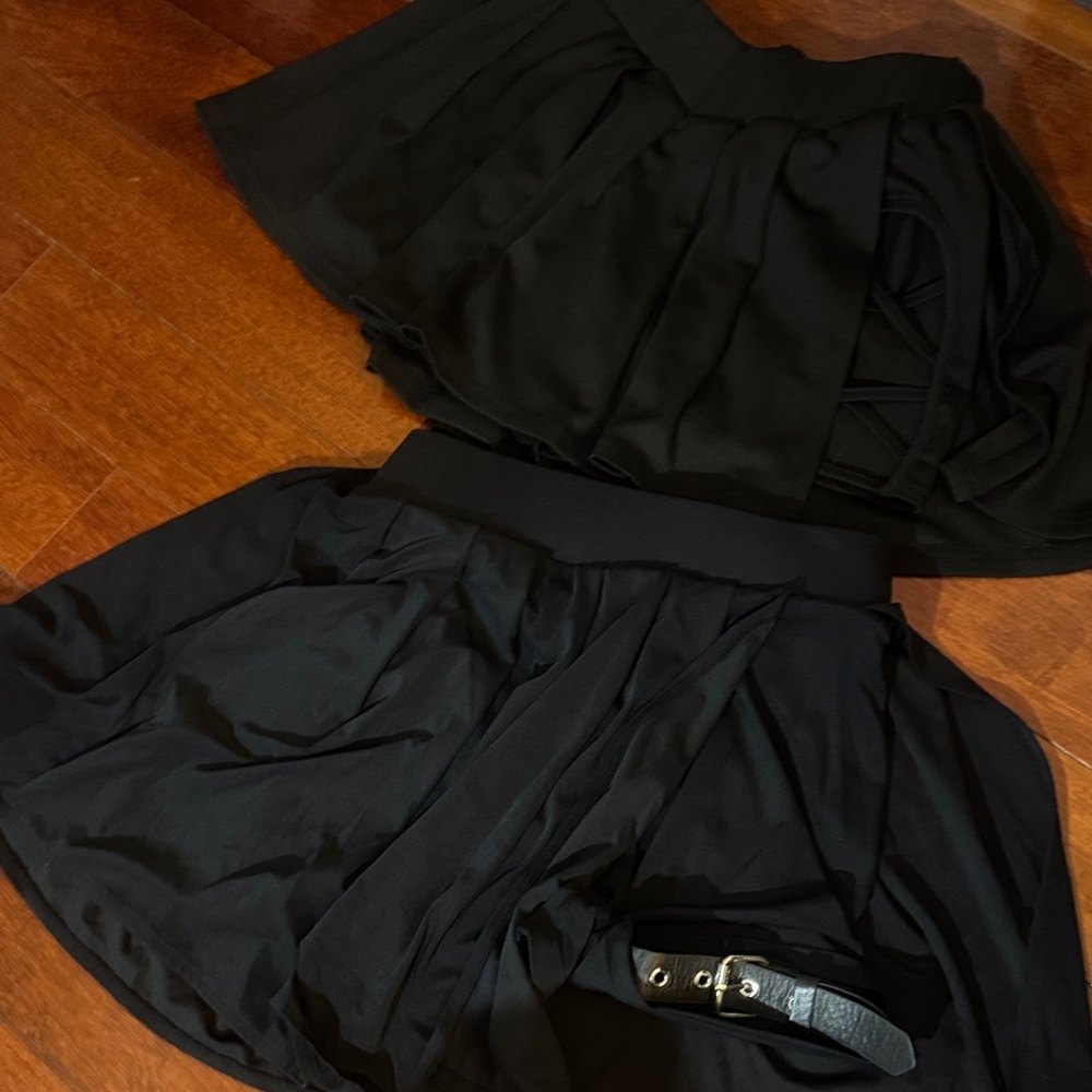 SHEIN Black Pleated Skirt with Slit bundle